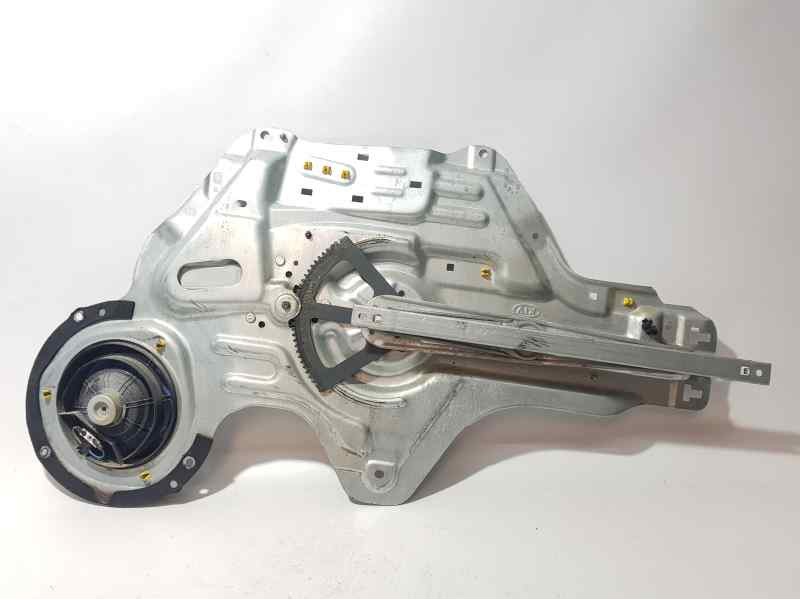 Recambio de elevalunas delantero izquierdo para kia cerato 1.6crdi referencia OEM IAM  2 PINS ELECTRICO