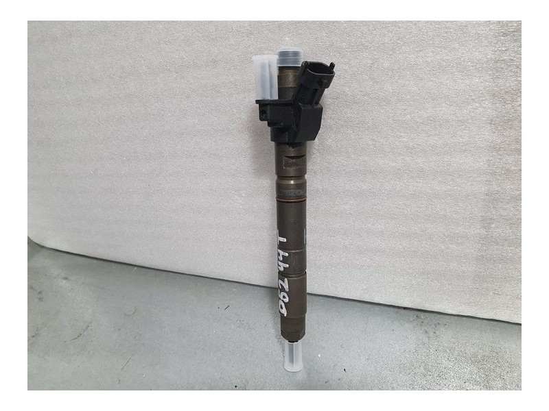 Recambio de inyector para volvo v70 familiar 2.4 diesel cat referencia OEM IAM 31272767 0445116036 