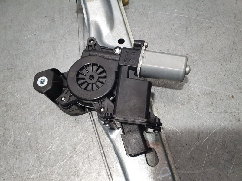 Recambio de elevalunas trasero derecho para opel astra k lim. 5türig business referencia OEM IAM 134066748 C31352101 BROSE ELECT