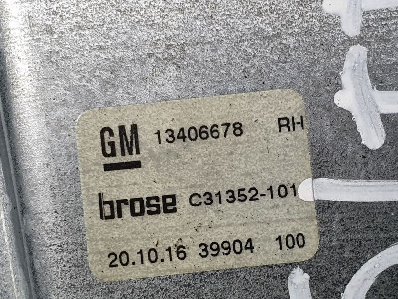 Recambio de elevalunas trasero derecho para opel astra k lim. 5türig business referencia OEM IAM 134066748 C31352101 BROSE ELECT