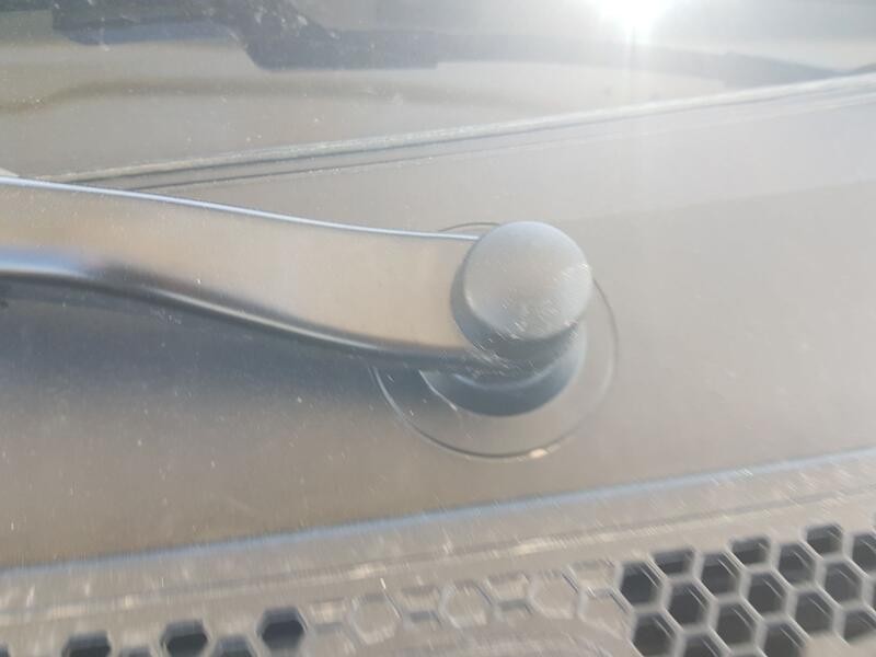 Recambio de motor limpia delantero para opel corsa f (p2jo) 1.2 (68) referencia OEM IAM 9824784980  