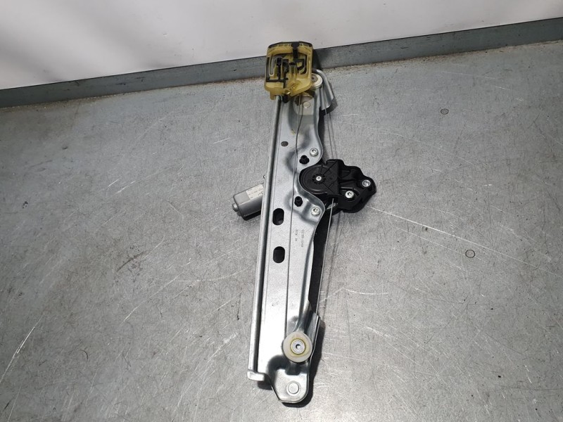 Recambio de elevalunas trasero derecho para opel astra k lim. 5türig business referencia OEM IAM 134066748 C31352101 BROSE ELECT