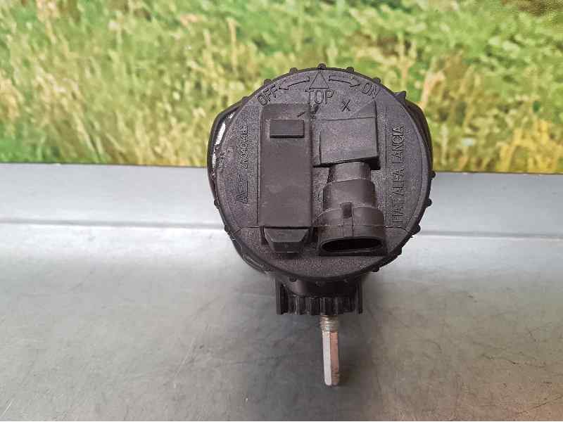 Recambio de faro antiniebla derecho para ford ka (ccu) titanium referencia OEM IAM   