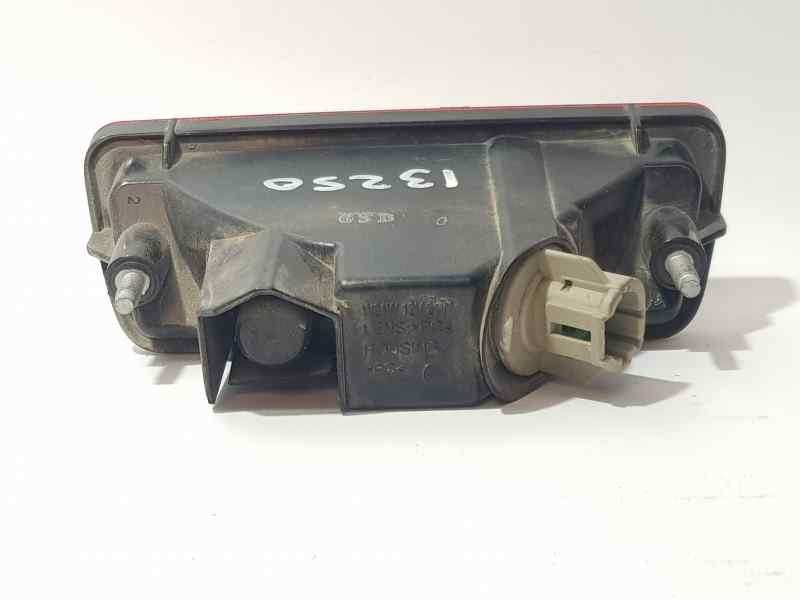 Recambio de faro antiniebla trasero central para nissan juke (f15) acenta referencia OEM IAM   