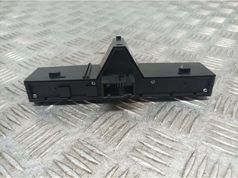Recambio de mando multifuncion para opel corsa d excellence referencia OEM IAM 13205990  