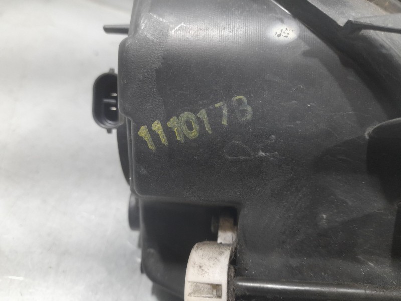 Recambio de faro antiniebla derecho para hyundai i40 i (vf) 1.7 crdi referencia OEM IAM 922023Z000 111017B 