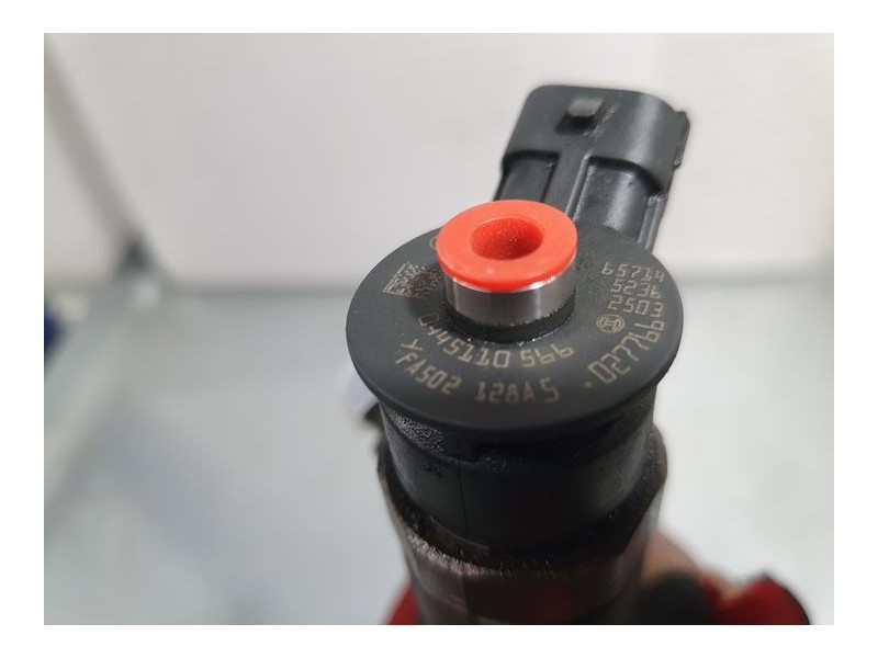 Recambio de inyector para citroën c4 lim. 1.6 blue-hdi fap referencia OEM IAM 0445110566 BOSCH 
