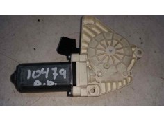 MOTOR ELEVALUNAS DELANTERO DERECHO 996145102 A1698204442 6 PINS