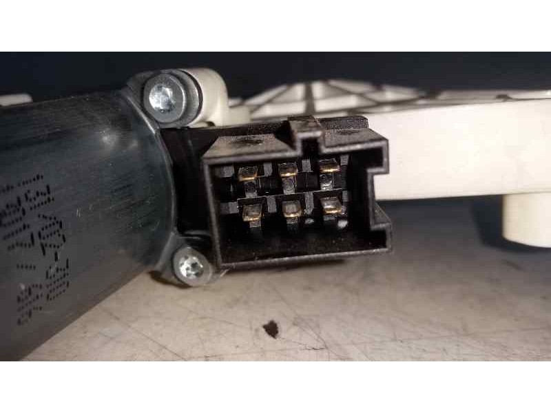 Recambio de motor elevalunas delantero izquierdo para mercedes-benz clase a (w169) a 170 a-edition referencia OEM IAM  6 PINS EL