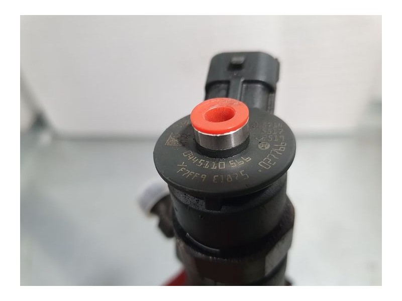 Recambio de inyector para citroën c4 lim. 1.6 blue-hdi fap referencia OEM IAM 0445110566 BOSCH 