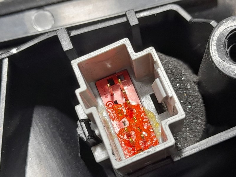 Recambio de retrovisor derecho para ford focus lim. (cb8) ambiente referencia OEM IAM 2139809  ELECTRICO 7 PINES