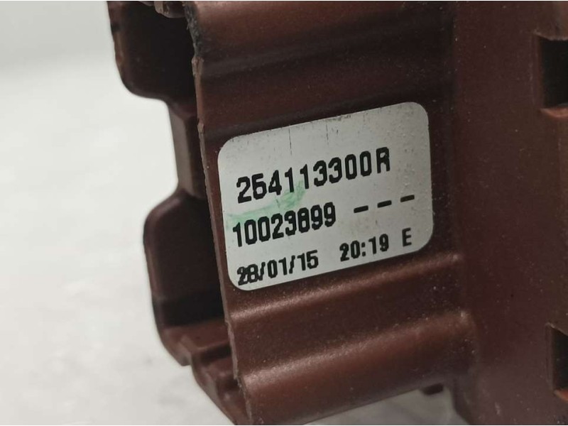 Recambio de mando elevalunas delantero izquierdo para renault captur zen referencia OEM IAM 254113300R  