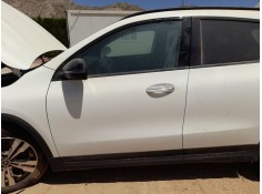 PUERTA DELANTERA IZQUIERDA A2477202703 LUNA ROTA Y TOCADA 