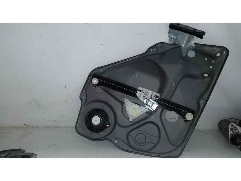 Recambio de elevalunas trasero derecho para mercedes-benz clase a (w169) a 170 a-edition referencia OEM IAM  6 PINS ELECTRICO