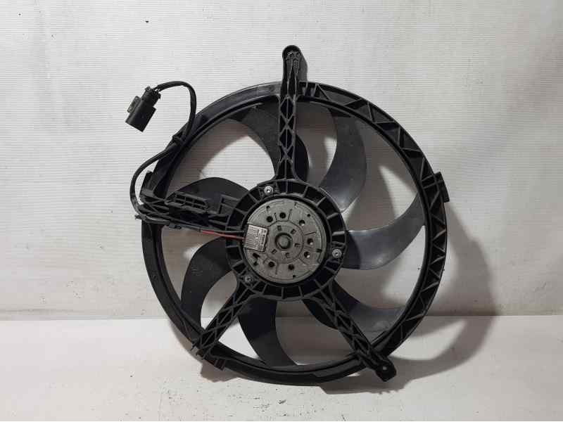 Recambio de electroventilador para mini mini (r56) one referencia OEM IAM 130303019  BOSCH