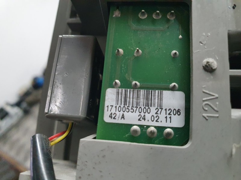 Recambio de luz interior para toyota verso active referencia OEM IAM SIN REF  