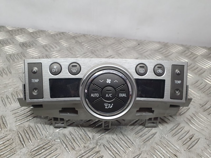 Recambio de mando climatizador para toyota verso active referencia OEM IAM 559000F081  