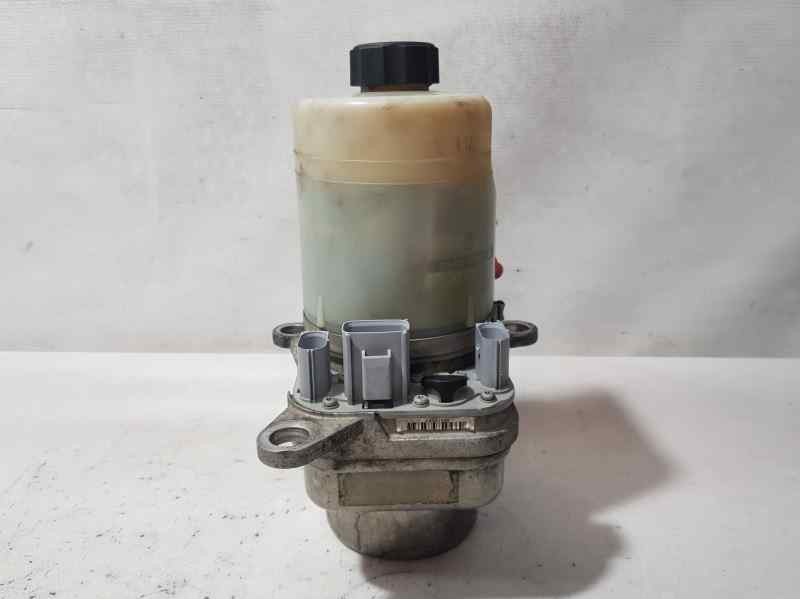Recambio de bomba direccion electrica para ford focus berlina (cap) ambiente (d) referencia OEM IAM 4M513K14CA  