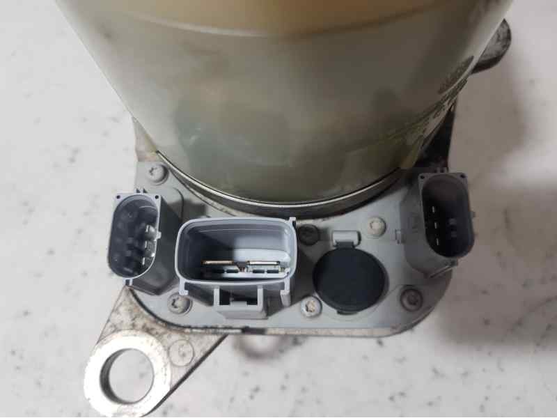 Recambio de bomba direccion electrica para ford focus berlina (cap) ambiente (d) referencia OEM IAM 4M513K14CA  
