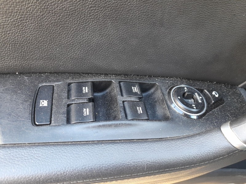 Recambio de mando elevalunas delantero izquierdo para hyundai i40 i (vf) 1.7 crdi referencia OEM IAM 935713Z000 C/MANDO RETROVIS