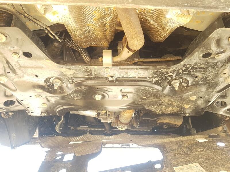 Recambio de puente delantero para opel corsa f (p2jo) 1.2 (68) referencia OEM IAM 9834696980  