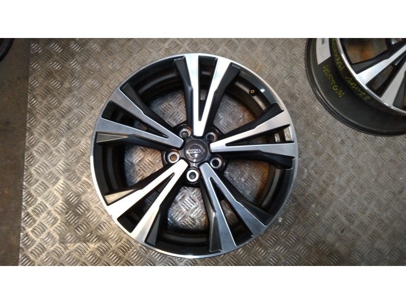Recambio de juego llantas aluminio para nissan qashqai ii (j11, j11_) 1.2 dig-t referencia OEM IAM 7X17 5 TORN ET40 ALUMINIO 
