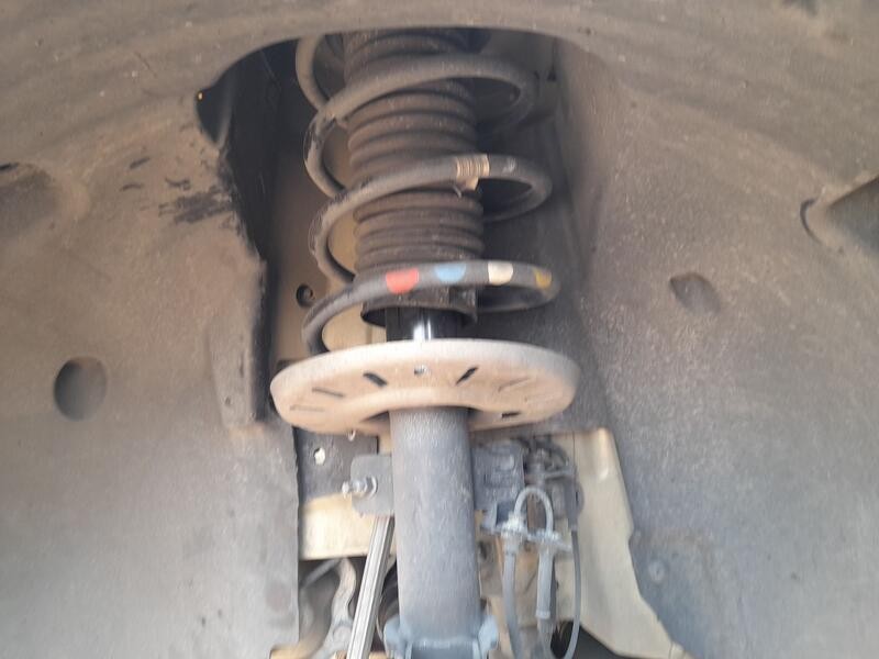 Recambio de amortiguador delantero izquierdo para peugeot 308 ii (lb_, lp_, lw_, lh_, l3_) 1.2 thp 110 referencia OEM IAM 162856