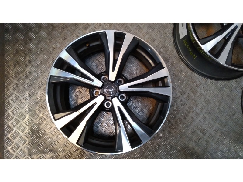 Recambio de juego llantas aluminio para nissan qashqai ii (j11, j11_) 1.2 dig-t referencia OEM IAM 7X17 5 TORN ET40 ALUMINIO 