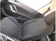 ASIENTO DELANTERO DERECHO 