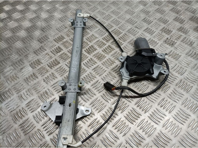 Recambio de elevalunas delantero izquierdo para nissan primera berlina (p11) básico referencia OEM IAM 807012F010  ELECTRICO 2 P