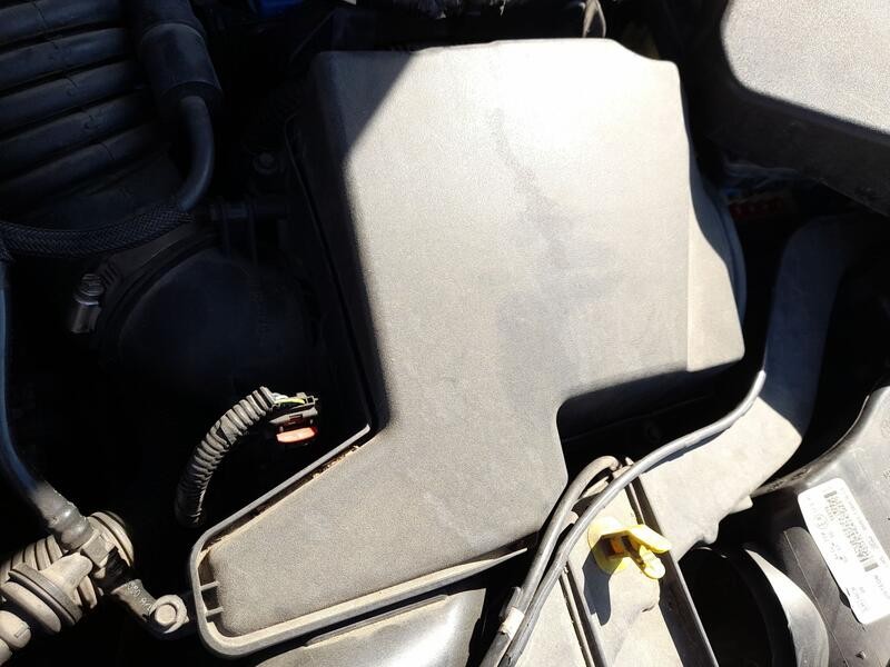 Recambio de carcasa filtro aire para ford focus iii 1.6 ecoboost referencia OEM IAM 1862721  