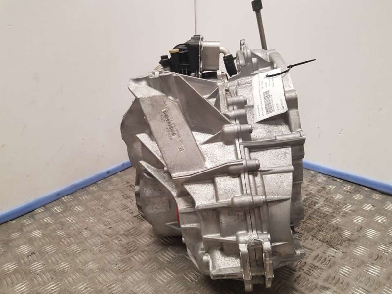 Recambio de caja cambios para mercedes-benz clase b (w246) b 180 cdi (246.212) referencia OEM IAM 724020 K7A350 AUTOMATICA