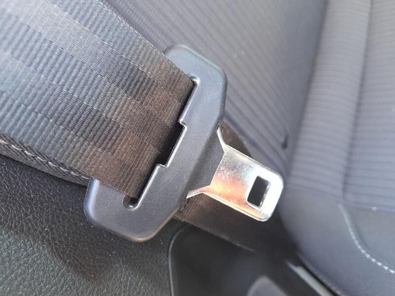 Recambio de cinturon seguridad trasero derecho para ford focus iii 1.6 ecoboost referencia OEM IAM 1743695  