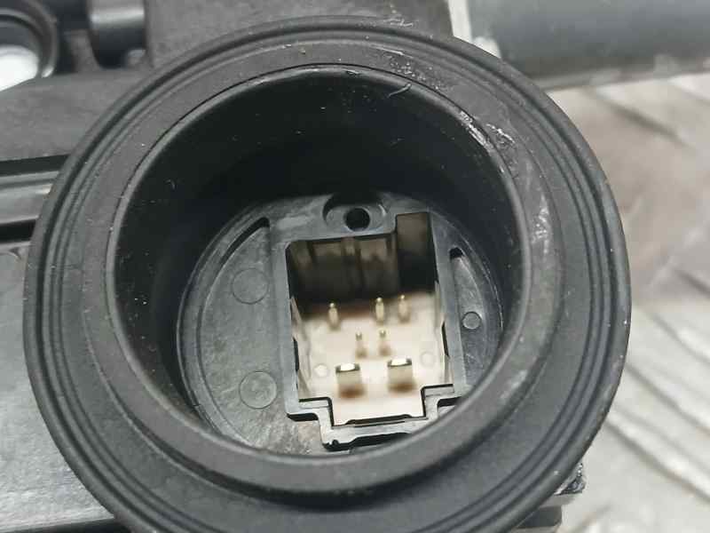 Recambio de elevalunas trasero izquierdo para toyota rav4 hybrid 4x2 advance referencia OEM IAM 8572042140 620205531 ELECTRICO D