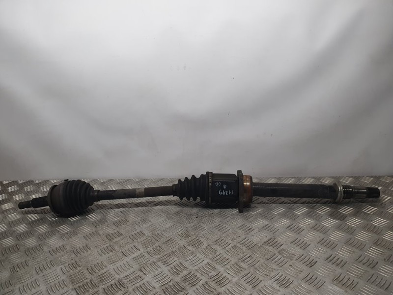 Recambio de transmision delantera derecha para toyota verso active referencia OEM IAM SIN REF  