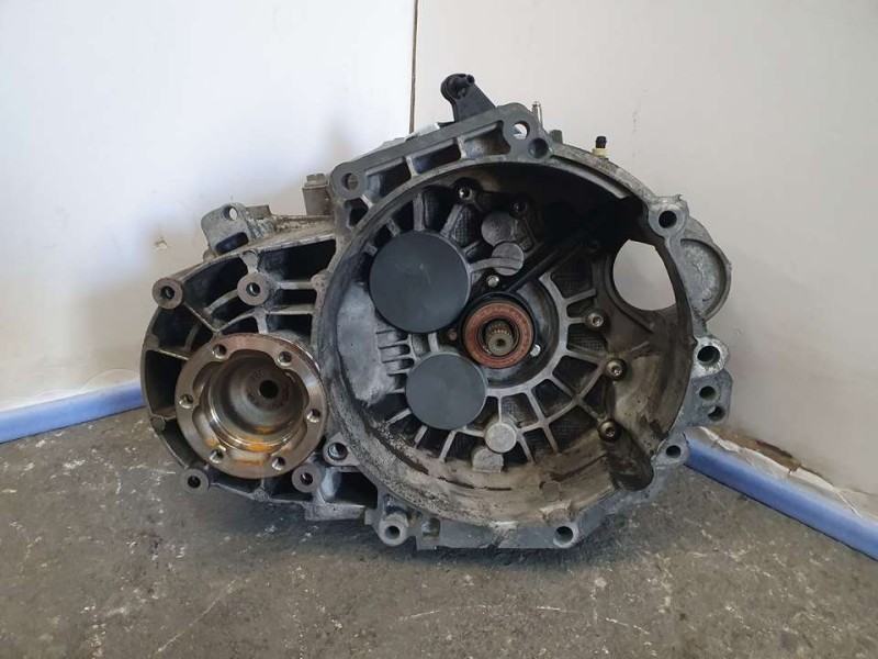 Recambio de caja cambios para volkswagen golf vi (5k1) gtd referencia OEM IAM KXZ 09040P02 6VELOCIDADES