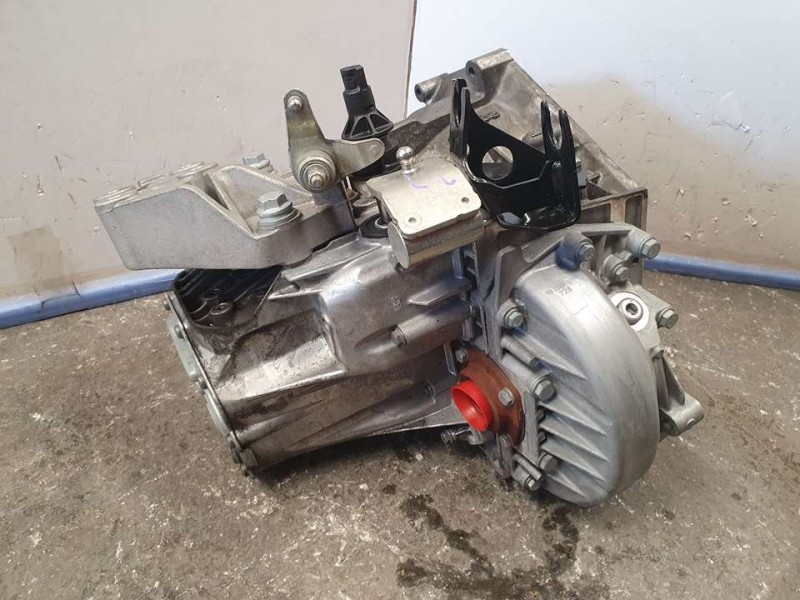 Recambio de caja cambios para peugeot boxer furgón 330 l1h1 premium bluehdi 120 start&stop referencia OEM IAM 20GP25 2258498 6VE