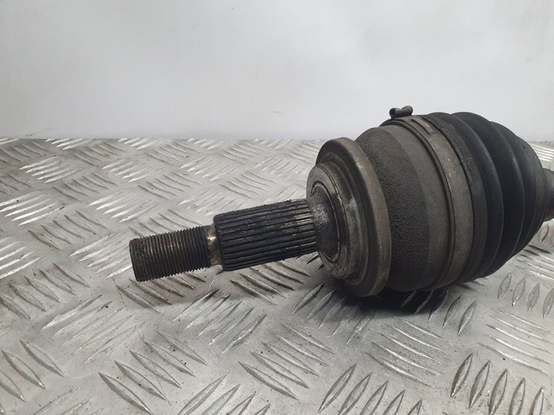 Recambio de transmision delantera derecha para toyota verso active referencia OEM IAM SIN REF  