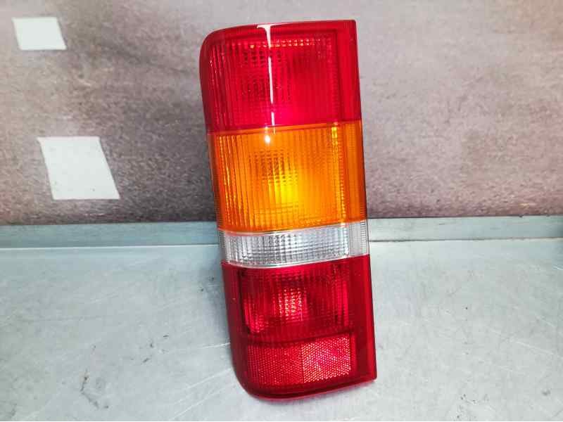 Recambio de piloto trasero izquierdo para ford fiesta berl./courier referencia OEM IAM 95VG13405A  