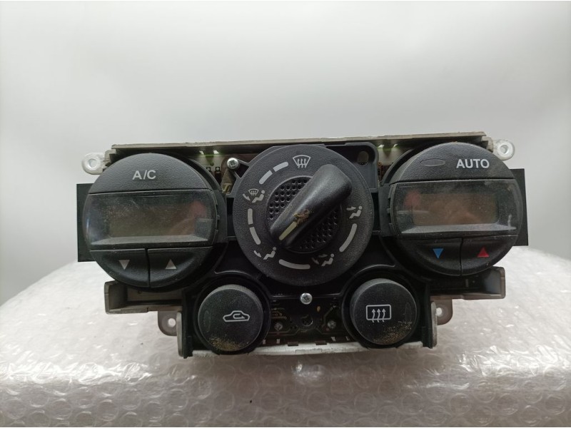 Recambio de mando climatizador para nissan primera berlina (p11) básico referencia OEM IAM 275109F601  SIN REFERENCIA