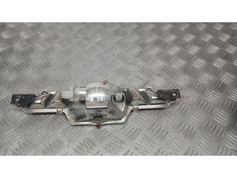 Recambio de piloto trasero central para opel corsa f (p2jo) 1.2 (68) referencia OEM IAM 9674308980 ANTINIEBLAS PARAGOLPES 