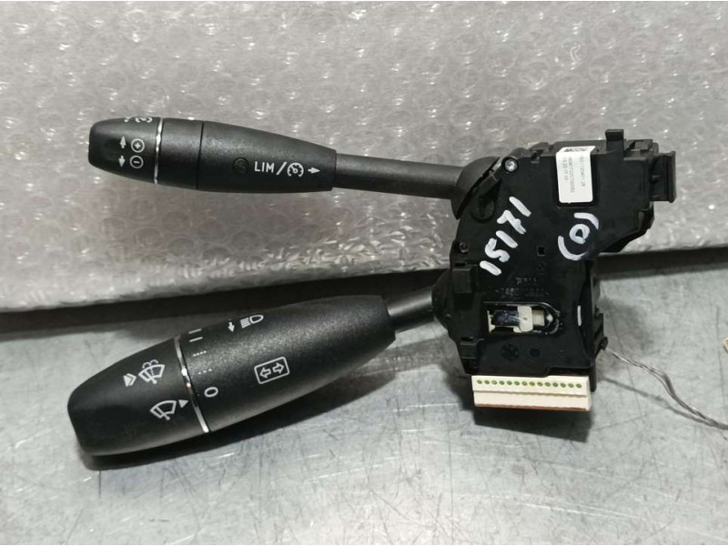 Recambio de mando limpia para mercedes-benz clase c (w204) berlina c 220 cdi (204.008) referencia OEM IAM 3OS0112040128 SN904172