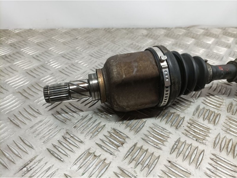 Recambio de transmision delantera izquierda para nissan primera berlina (p11) básico referencia OEM IAM 391012F605  