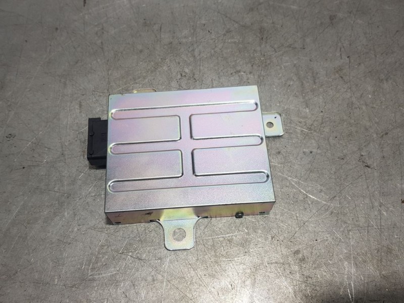 Recambio de modulo electronico para ds 7 crossback grand chic referencia OEM IAM 982044158000  