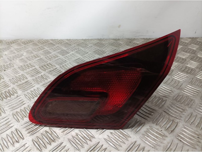 Recambio de piloto trasero derecho para opel astra j lim. cosmo referencia OEM IAM 13360790  INTERIOR