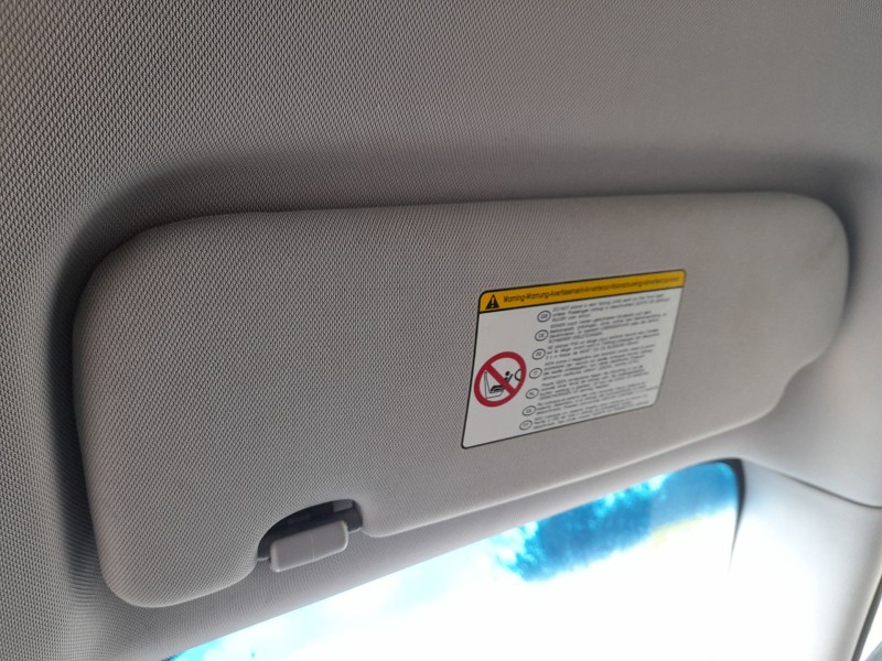 Recambio de parasol derecho para hyundai i40 i (vf) 1.7 crdi referencia OEM IAM 852023Z010TX  