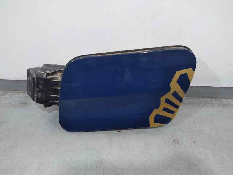 Recambio de tapa exterior combustible para peugeot 3008 hybrid allure referencia OEM IAM 9823707680  