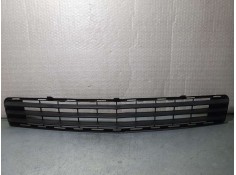 REJILLA DELANTERA A2048801483 7246 PARAGOLPES TOCADA