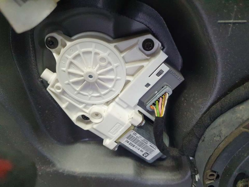 Recambio de elevalunas trasero izquierdo para citroën c6 exclusive referencia OEM IAM 9650386580  ELECTRICO