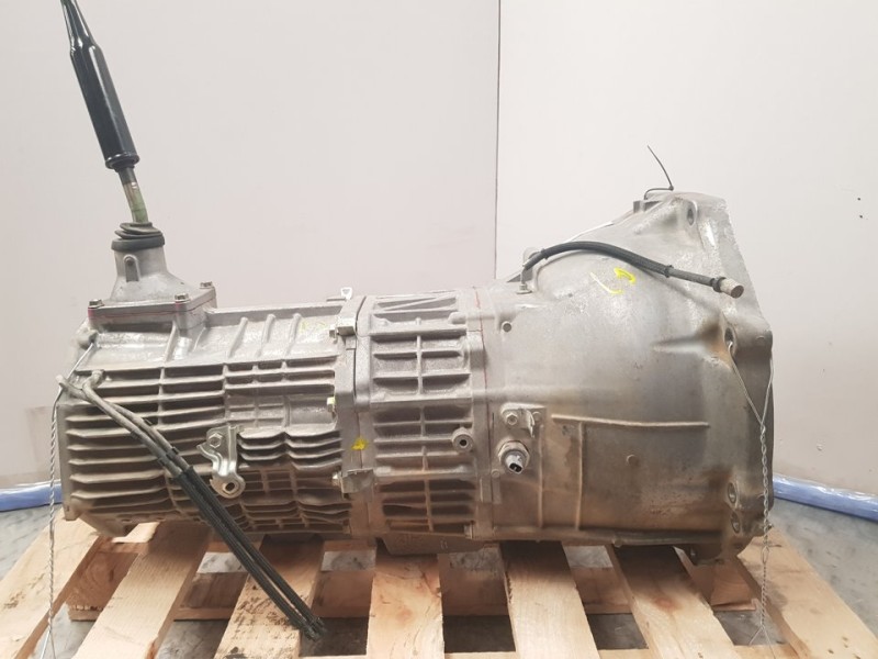 Recambio de caja cambios para toyota land cruiser (j15) basis referencia OEM IAM 3303060B61  6VELOCIDADES